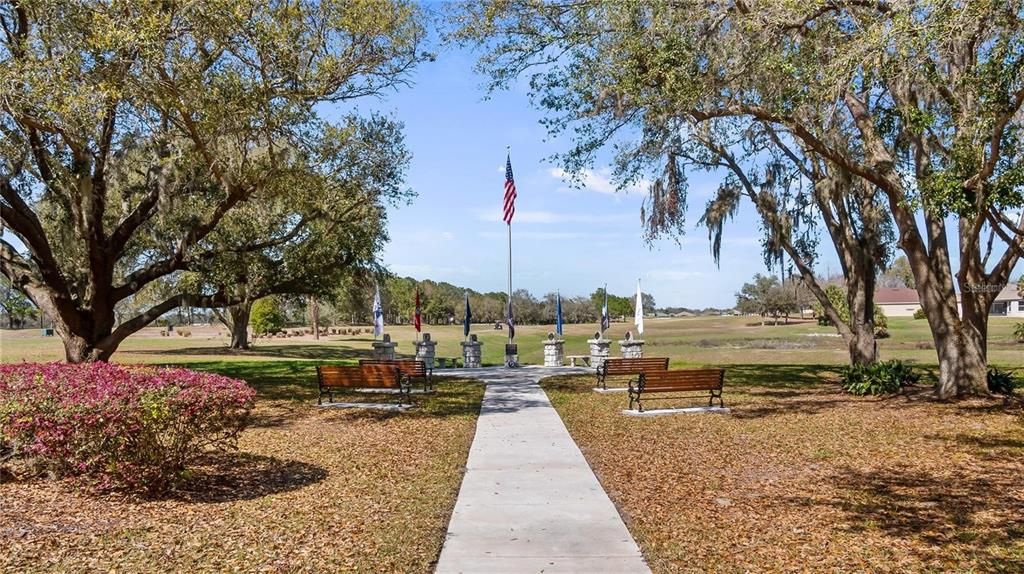 For Sale: $300,000 (2 beds, 2 baths, 1772 Square Feet)