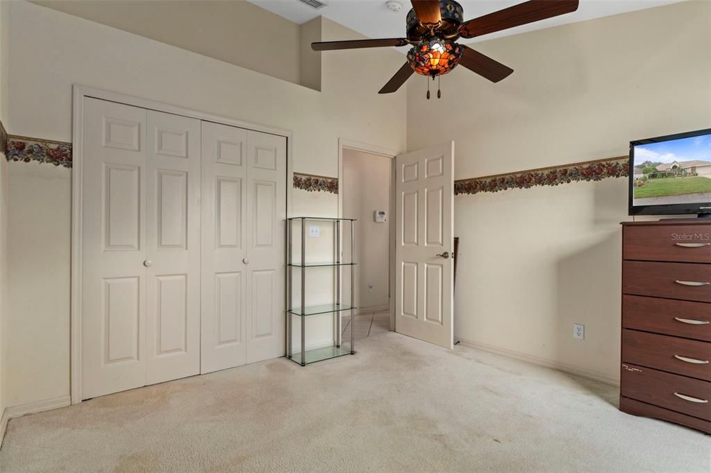 На продажу: $335,000 (3 спален, 2 ванн, 1725 Квадратных фут)