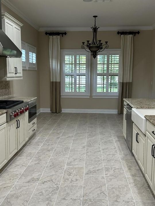 For Sale: $1,999,000 (4 beds, 3 baths, 3470 Square Feet)