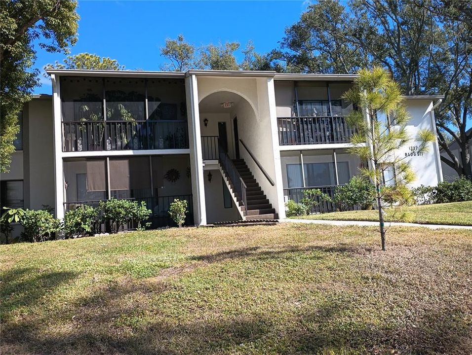 待售: $155,000 (2 贝兹, 1 浴室, 904 平方英尺)