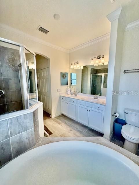 На продажу: $333,000 (2 спален, 2 ванн, 1568 Квадратных фут)