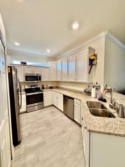 На продажу: $333,000 (2 спален, 2 ванн, 1568 Квадратных фут)