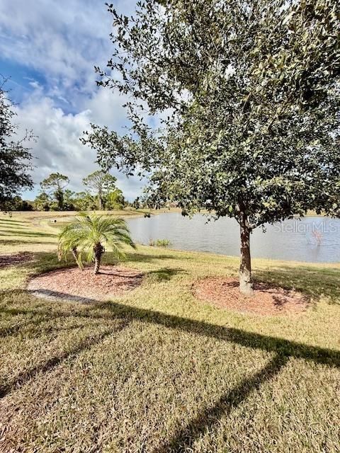 На продажу: $333,000 (2 спален, 2 ванн, 1568 Квадратных фут)