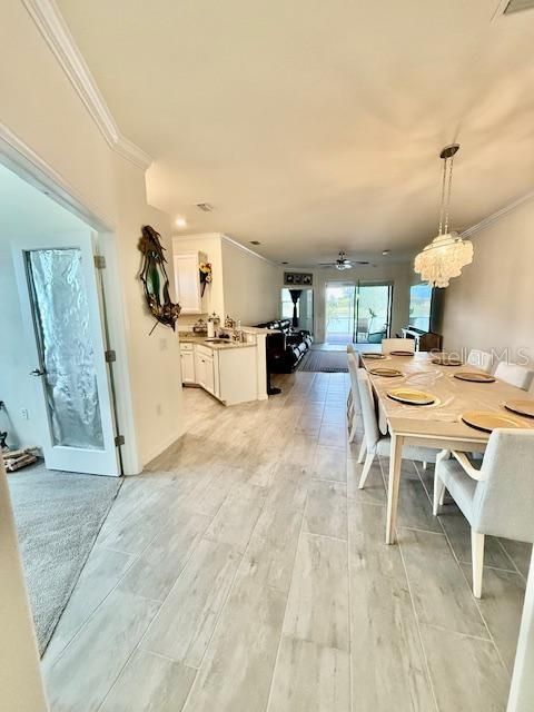 На продажу: $333,000 (2 спален, 2 ванн, 1568 Квадратных фут)