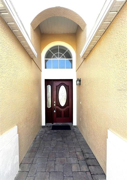 Activo con contrato: $424,900 (3 camas, 2 baños, 1642 Pies cuadrados)