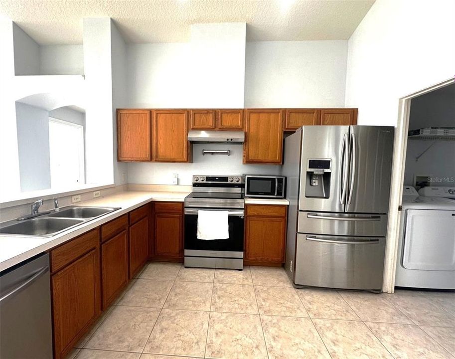 Activo con contrato: $424,900 (3 camas, 2 baños, 1642 Pies cuadrados)