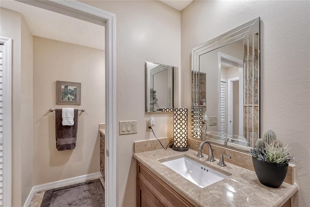 待售: $430,000 (3 贝兹, 2 浴室, 1971 平方英尺)