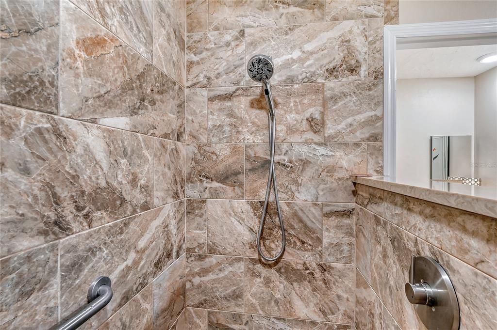 待售: $430,000 (3 贝兹, 2 浴室, 1971 平方英尺)