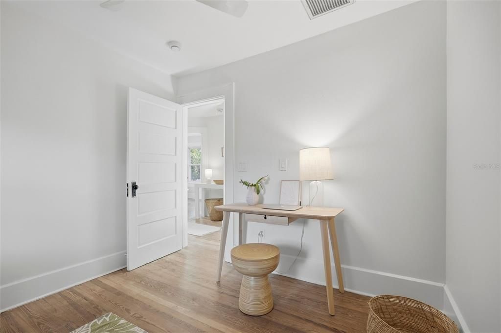 For Sale: $1,485,000 (3 beds, 2 baths, 2093 Square Feet)