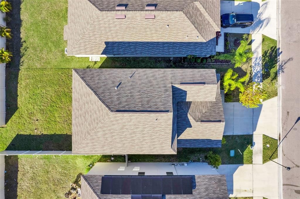 待售: $385,000 (5 贝兹, 2 浴室, 2415 平方英尺)