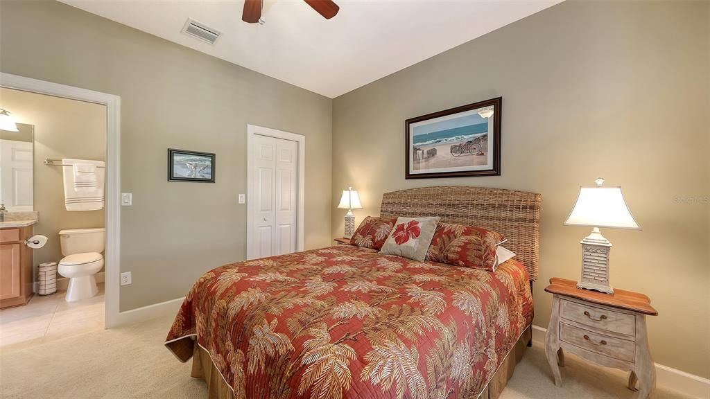 For Sale: $500,000 (2 beds, 2 baths, 1684 Square Feet)