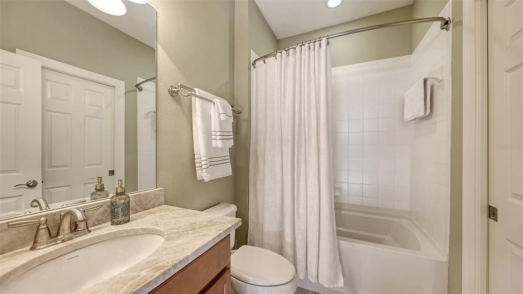 For Sale: $500,000 (2 beds, 2 baths, 1684 Square Feet)