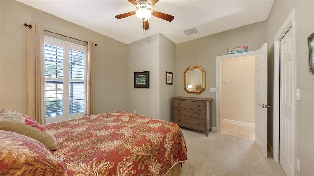 For Sale: $500,000 (2 beds, 2 baths, 1684 Square Feet)