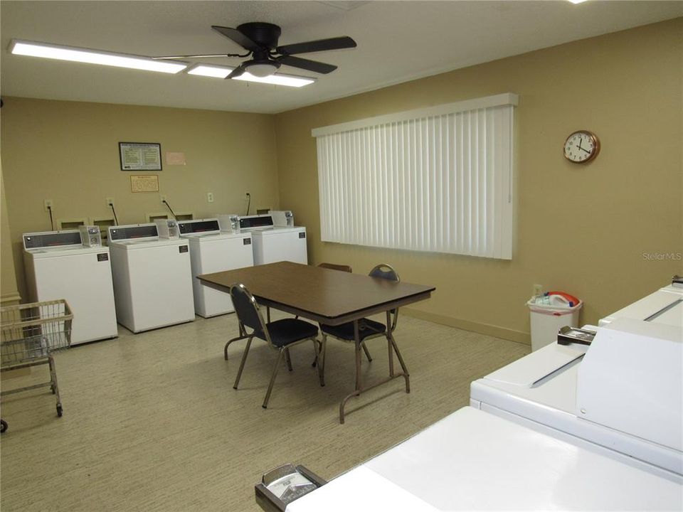 For Sale: $92,900 (2 beds, 2 baths, 919 Square Feet)