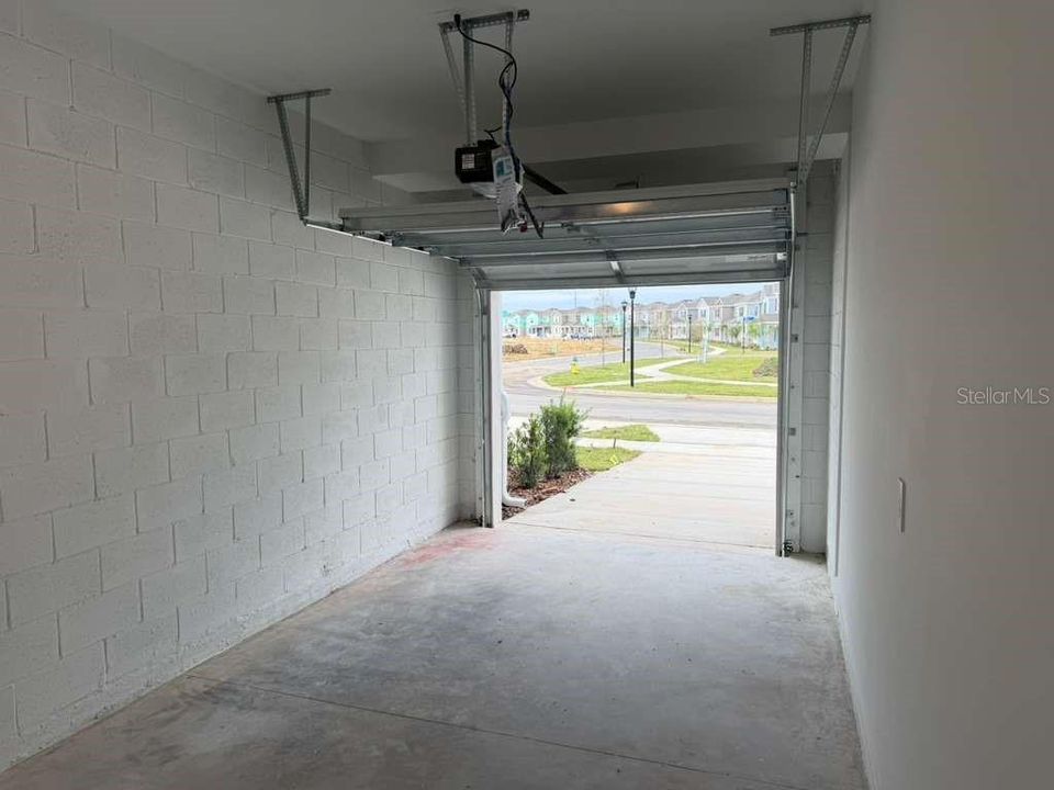 En Renta: $2,299 (3 camas, 2 baños, 1689 Pies cuadrados)