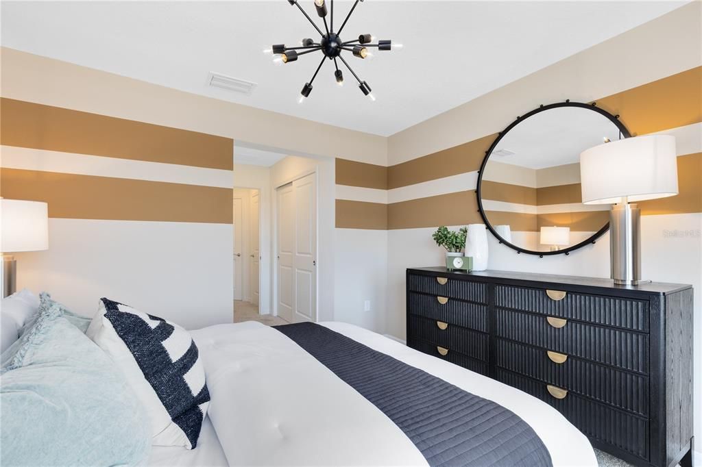 На продажу: $261,600 (3 спален, 2 ванн, 1699 Квадратных фут)