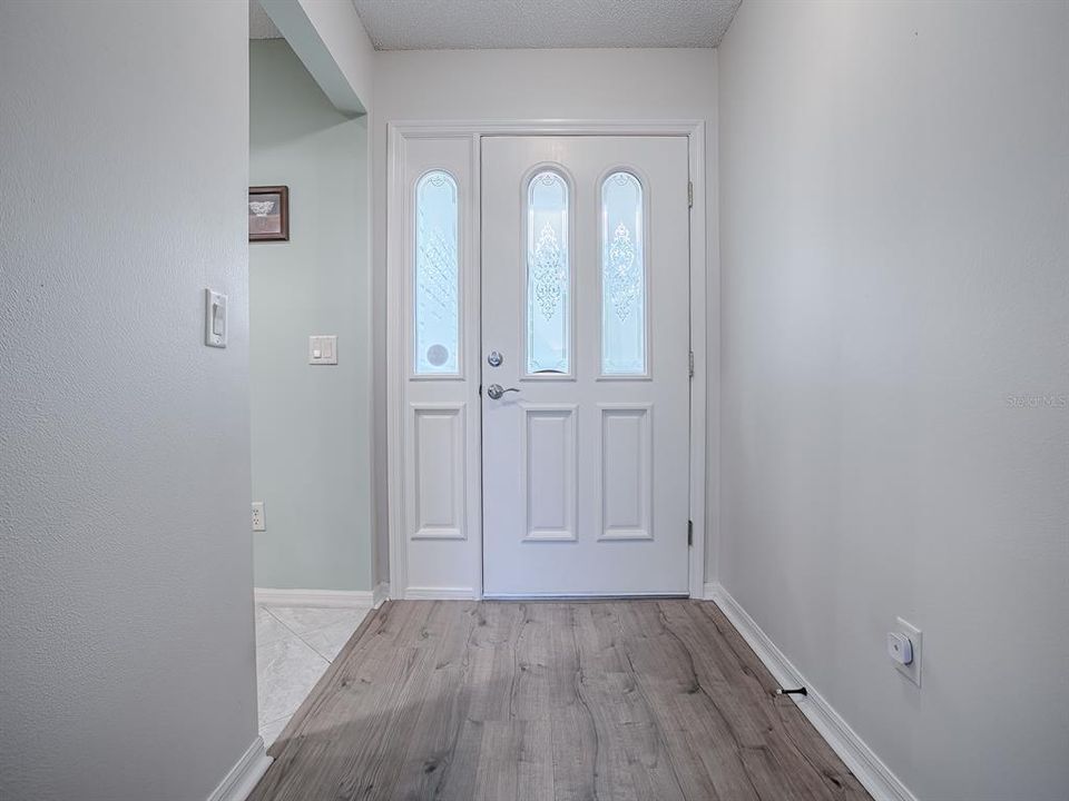 На продажу: $365,000 (3 спален, 2 ванн, 1512 Квадратных фут)