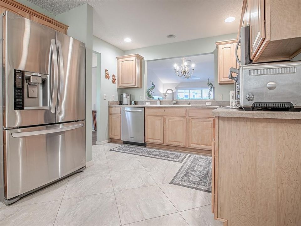 На продажу: $365,000 (3 спален, 2 ванн, 1512 Квадратных фут)