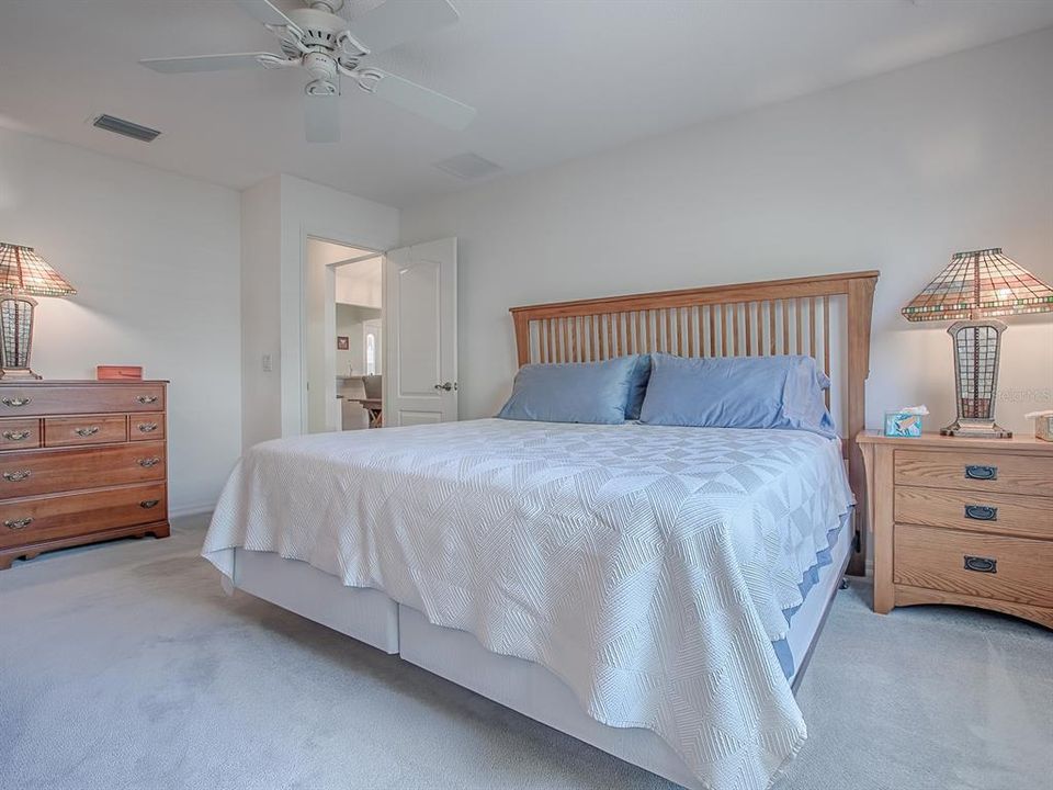 На продажу: $365,000 (3 спален, 2 ванн, 1512 Квадратных фут)