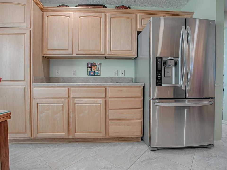 На продажу: $365,000 (3 спален, 2 ванн, 1512 Квадратных фут)