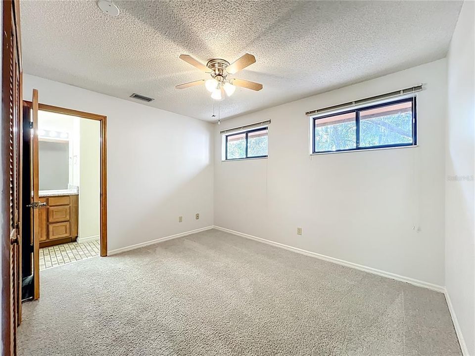 En Venta: $415,000 (3 camas, 2 baños, 1671 Pies cuadrados)