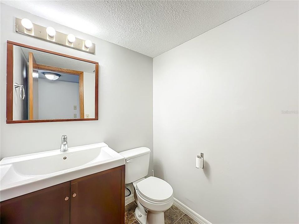 En Venta: $415,000 (3 camas, 2 baños, 1671 Pies cuadrados)