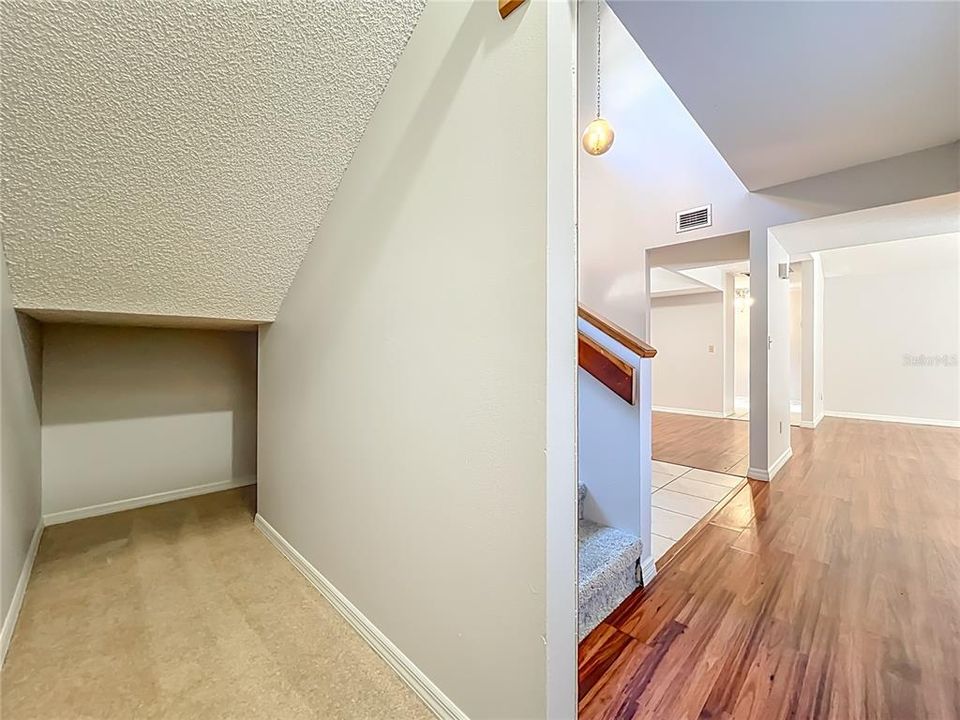 En Venta: $415,000 (3 camas, 2 baños, 1671 Pies cuadrados)