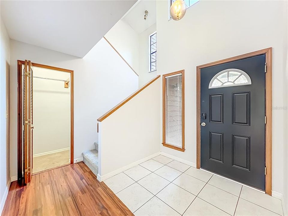 En Venta: $415,000 (3 camas, 2 baños, 1671 Pies cuadrados)