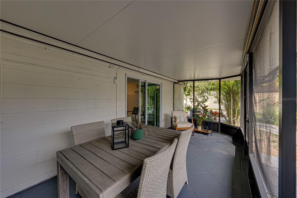 For Sale: $549,900 (4 beds, 3 baths, 1620 Square Feet)