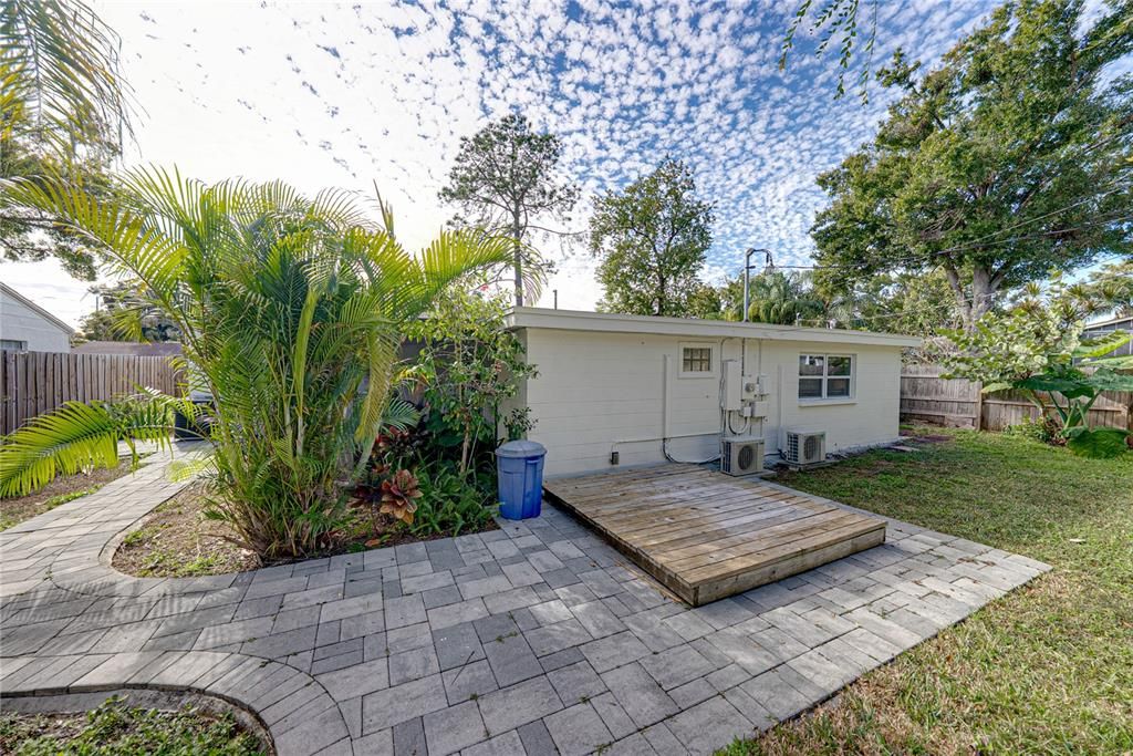 For Sale: $549,900 (4 beds, 3 baths, 1620 Square Feet)