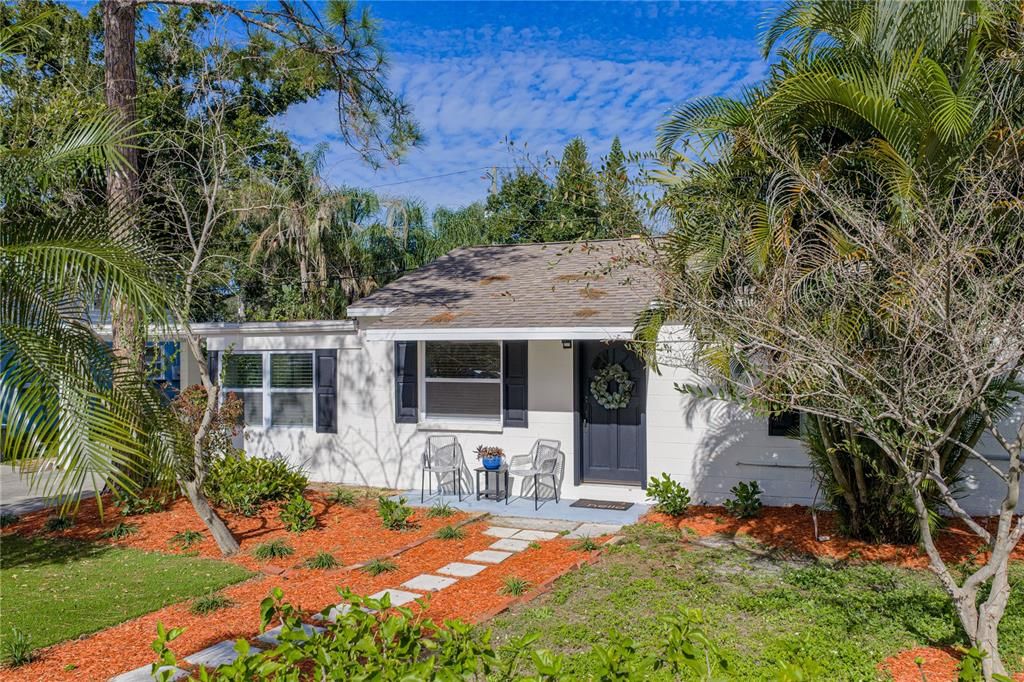 For Sale: $549,900 (4 beds, 3 baths, 1620 Square Feet)