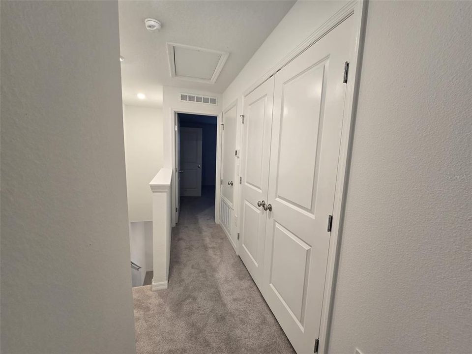 For Rent: $1,900 (2 beds, 2 baths, 1219 Square Feet)