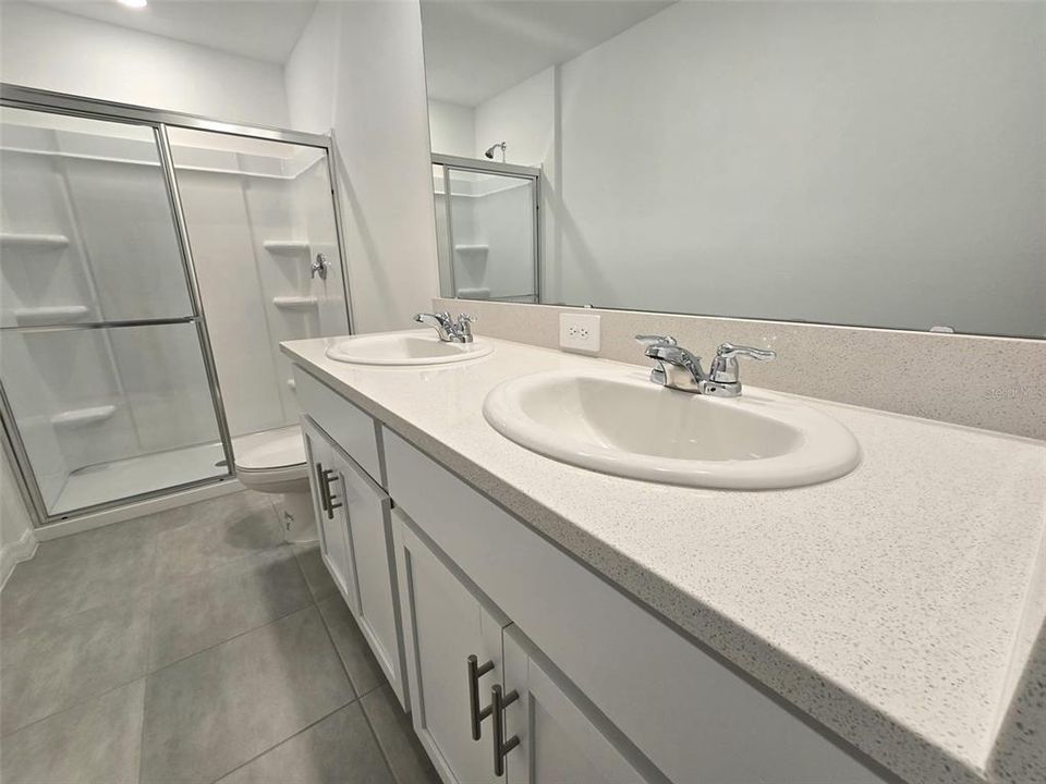 For Rent: $1,900 (2 beds, 2 baths, 1219 Square Feet)