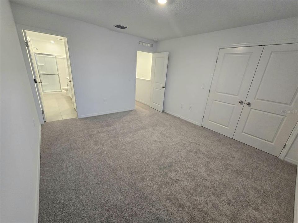 For Rent: $1,900 (2 beds, 2 baths, 1219 Square Feet)