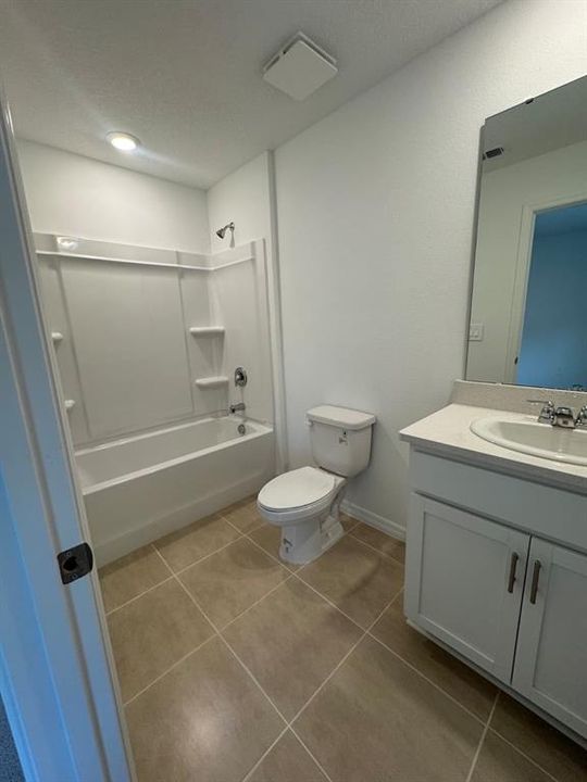 For Rent: $1,900 (2 beds, 2 baths, 1219 Square Feet)