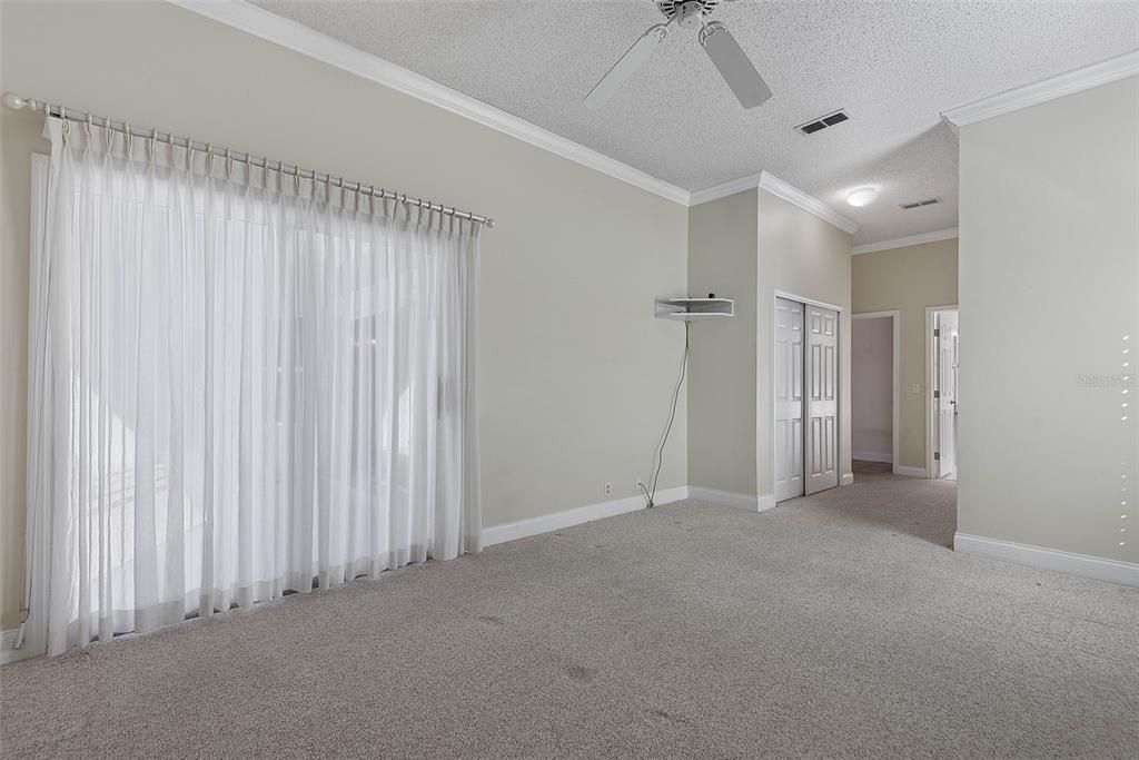 For Sale: $599,000 (4 beds, 2 baths, 2336 Square Feet)