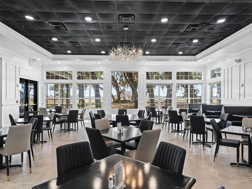 На продажу: $289,900 (3 спален, 2 ванн, 1515 Квадратных фут)