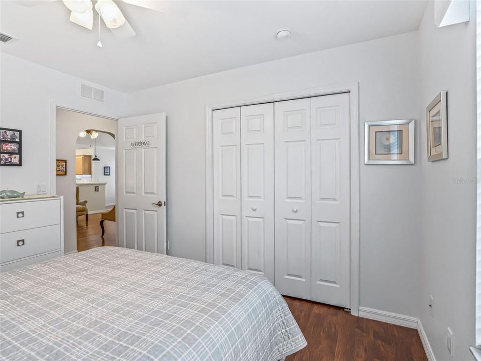 На продажу: $289,900 (3 спален, 2 ванн, 1515 Квадратных фут)