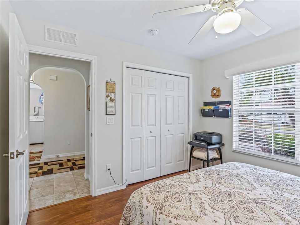 На продажу: $289,900 (3 спален, 2 ванн, 1515 Квадратных фут)