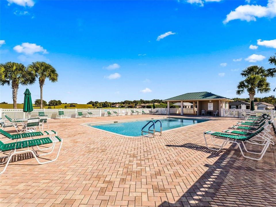 На продажу: $289,900 (3 спален, 2 ванн, 1515 Квадратных фут)