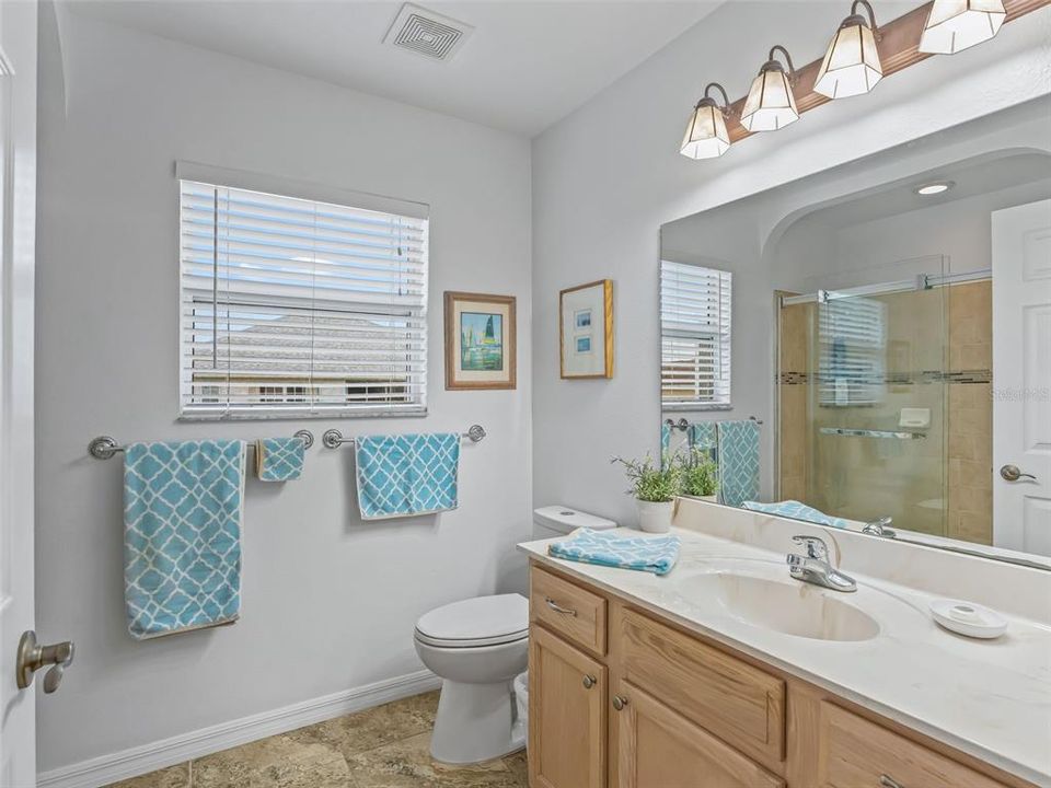 На продажу: $289,900 (3 спален, 2 ванн, 1515 Квадратных фут)