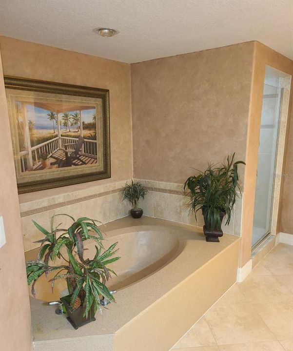 For Sale: $1,150,000 (3 beds, 2 baths, 1785 Square Feet)