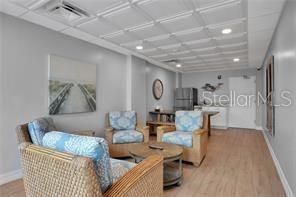 For Sale: $1,150,000 (3 beds, 2 baths, 1785 Square Feet)