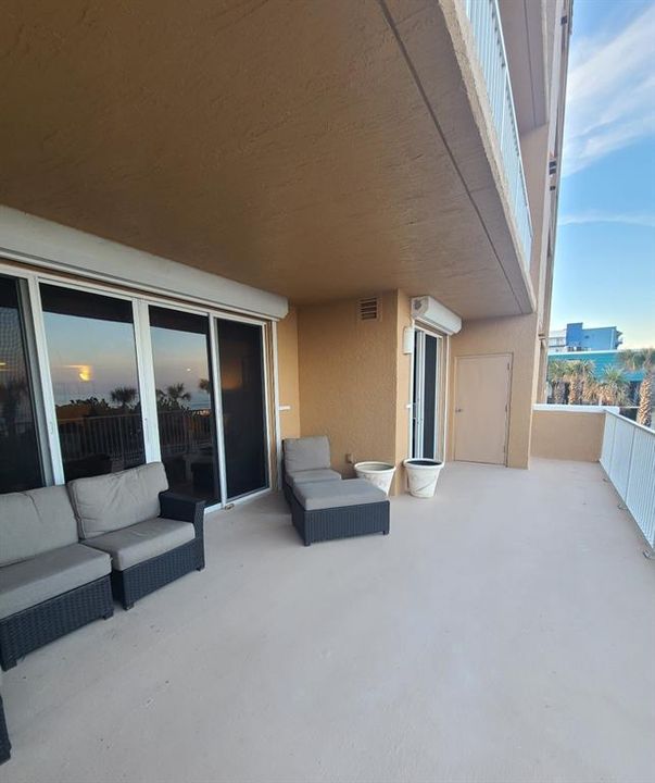 For Sale: $1,150,000 (3 beds, 2 baths, 1785 Square Feet)