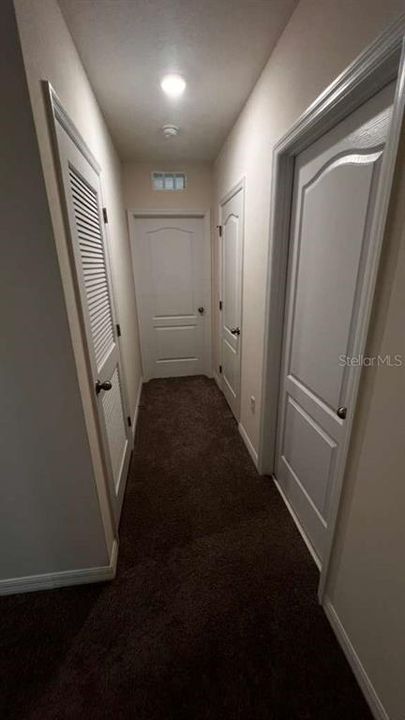 En Venta: $580,000 (5 camas, 3 baños, 2398 Pies cuadrados)