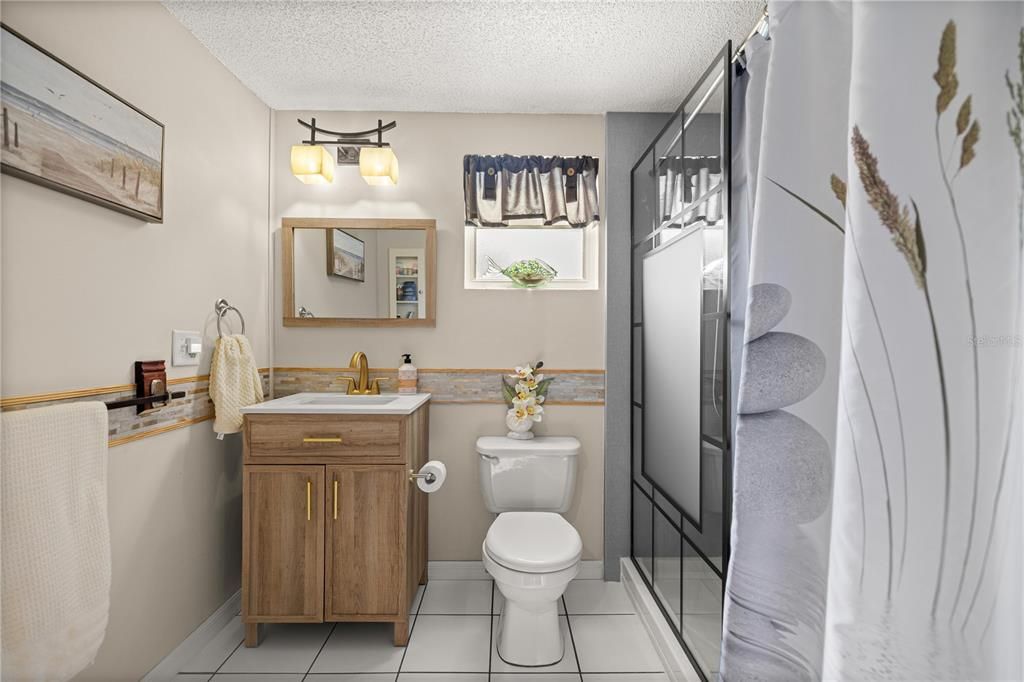 待售: $174,900 (2 贝兹, 2 浴室, 1314 平方英尺)