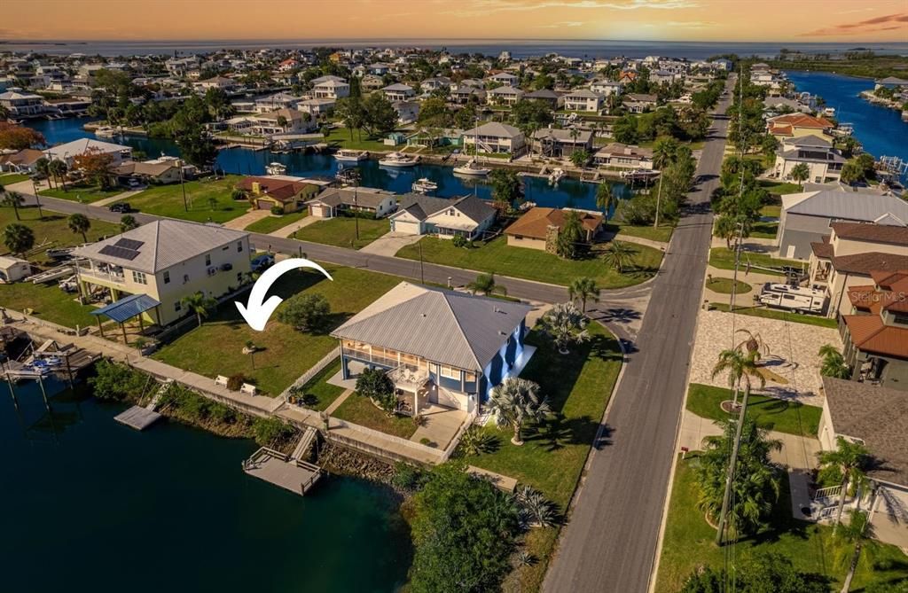 待售: $250,000 (0.15 acres)