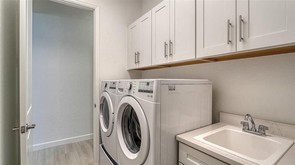 For Rent: $12,000 (3 beds, 3 baths, 2444 Square Feet)