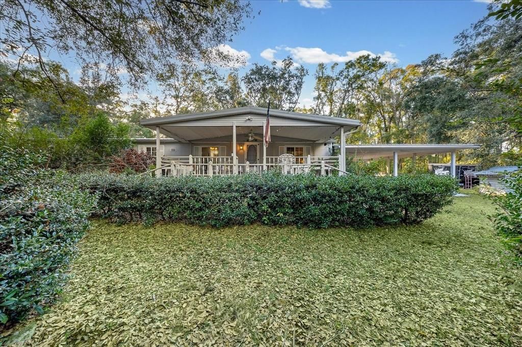 For Sale: $300,000 (3 beds, 2 baths, 1620 Square Feet)