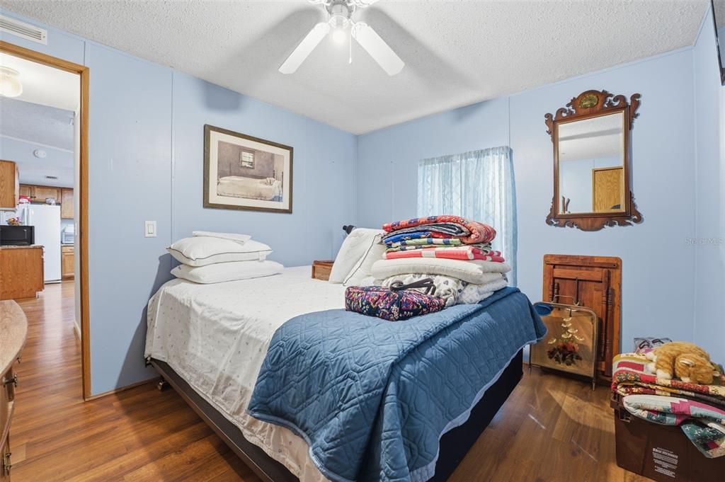 На продажу: $359,000 (3 спален, 2 ванн, 1432 Квадратных фут)